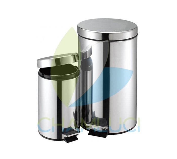 Papelera con pedal de acero inoxidable